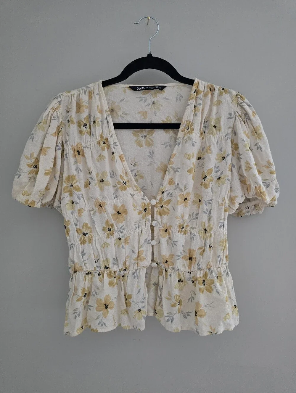 Beautiful Zara Floral Puff Sleeve Blouse Small